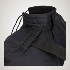 Hul til skuldersele i jakke