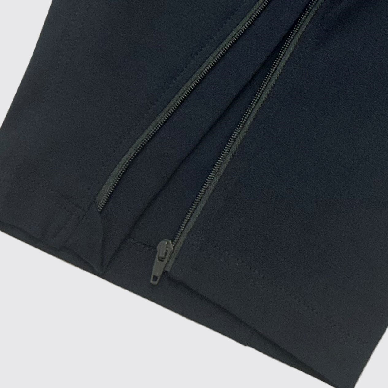 Bodystocking med korte ben og korte ærmer